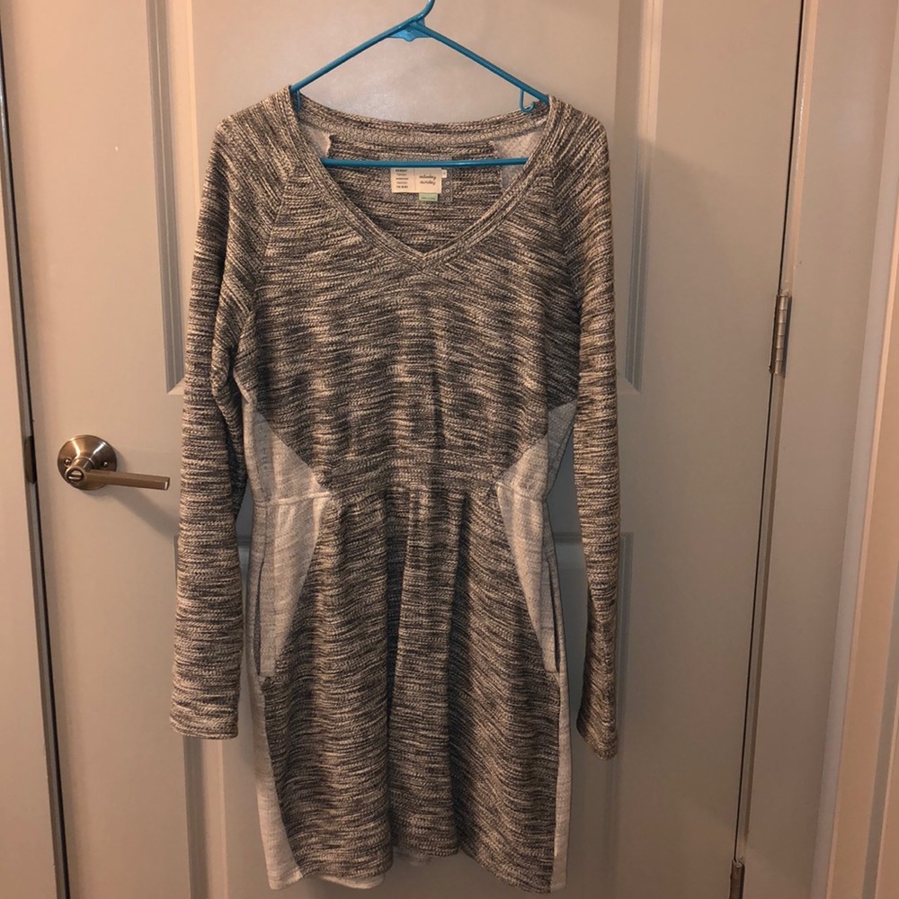 Anthropologie long sleeve dress